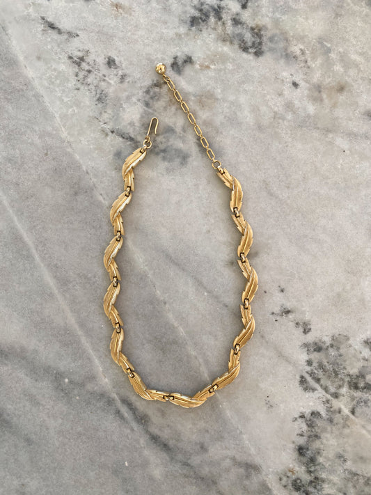 Vintage 1960s Trifari Feather Choker