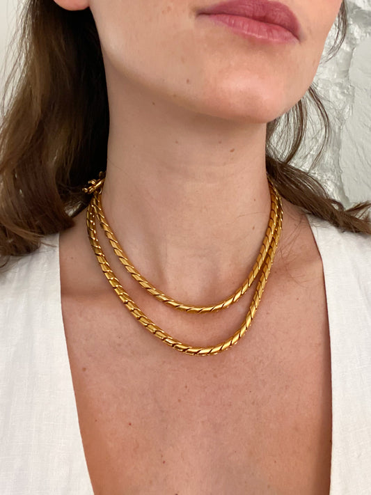 Vintage 1980s Anne Klein Long Chain